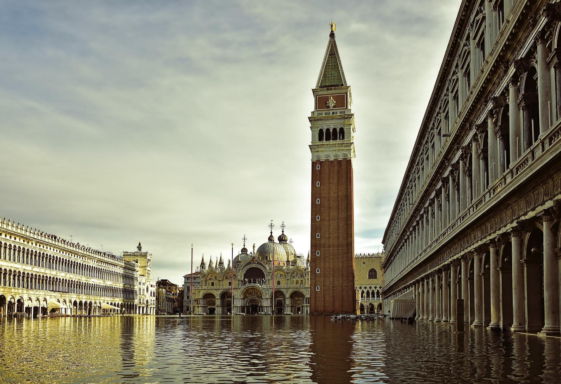 Acqua alta  a Venezia